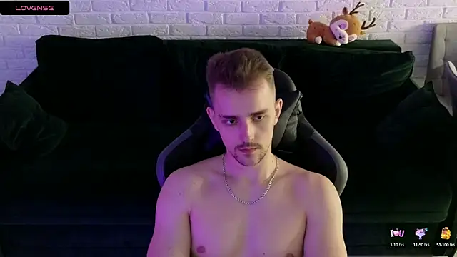 Larstar01 online show from 01-08-25, 07:24