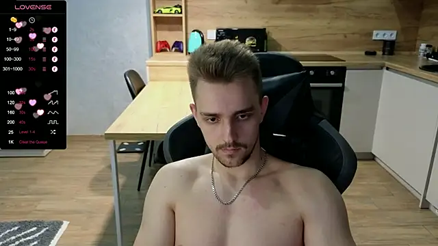 Larstar01 online show from 01-20-25, 01:39