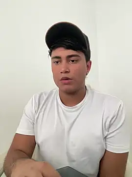 Angel Brown1  online show from 02-11-25, 10:28