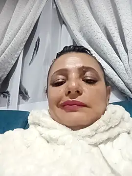 Snapshot of Emily0215 chatting on 02-05-26, 11:42 Emily0215 online show from 02-05-26, 11:42