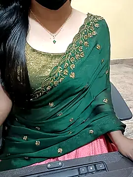 Snapshot of Nithya_05 chatting on 09-13-25, 05:51 Nithya 05 online show from 09-13-25, 05:51