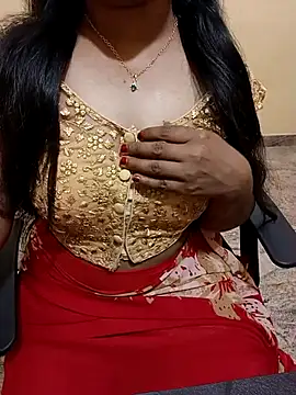 Snapshot of Nithya_05 chatting on 10-09-25, 06:06 Nithya 05 online show from 10-09-25, 06:06