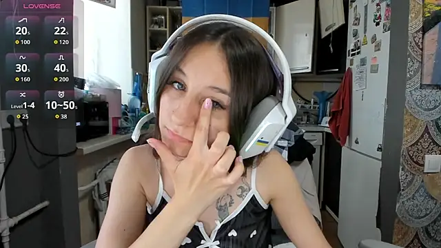  Nika Kik online show from 05-15-26, 10:22