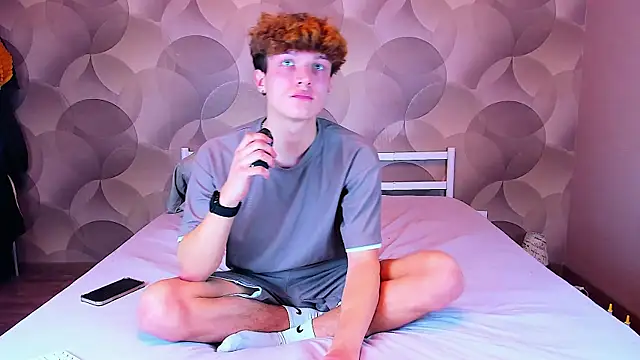 Snapshot of Ian_Flor chatting on 12-01-25, 12:10 Ian Flor online show from 12-01-25, 12:10