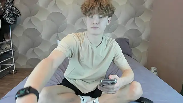 Snapshot of Ian_Flor chatting on 01-14-26, 03:06 Ian Flor online show from 01-14-26, 03:06