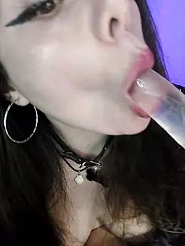 Kimiechanuwu online show from 02-07-26, 03:38