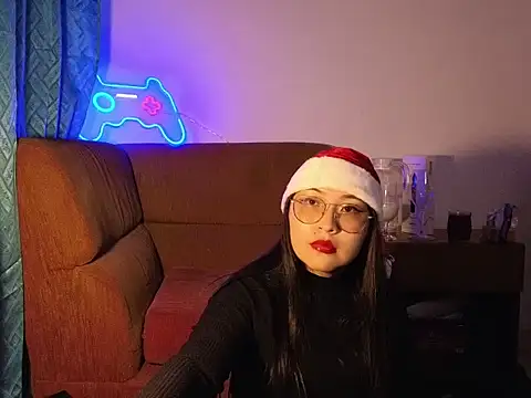 Snapshot of Caroll_Luna chatting on 12-06-24, 04:58 Caroll Luna online show from 12-06-24, 04:58