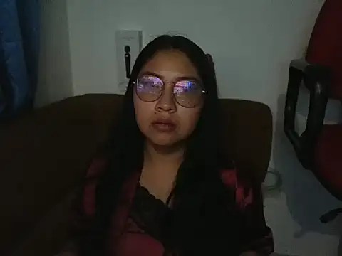 Snapshot of Caroll_Luna chatting on 12-25-24, 10:50 Caroll Luna online show from 12-25-24, 10:50