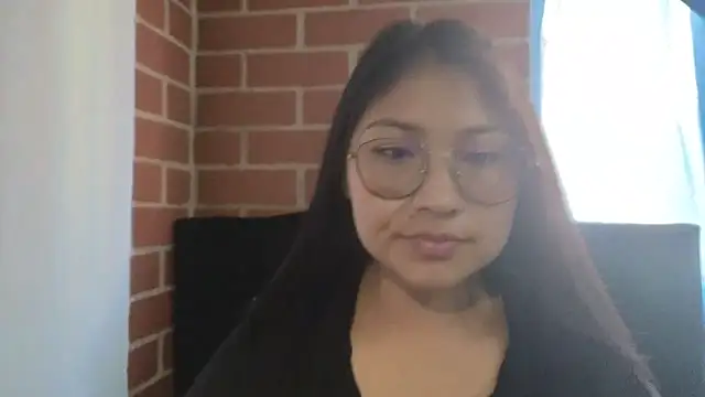Snapshot of Caroll_Luna chatting on 03-22-25, 08:48 Caroll Luna online show from 03-22-25, 08:48