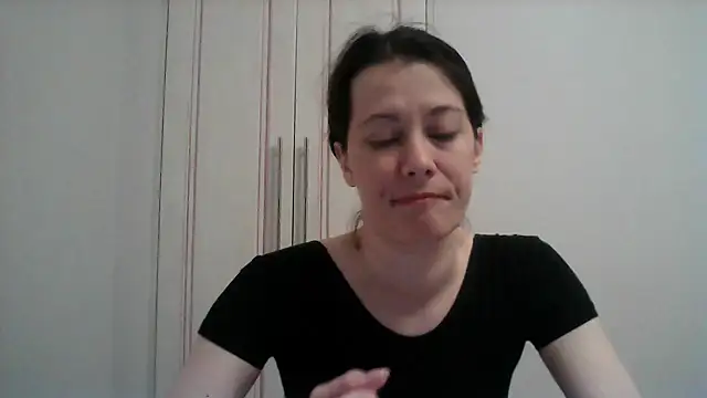 SunElizabeth online show from 03-16-25, 03:04