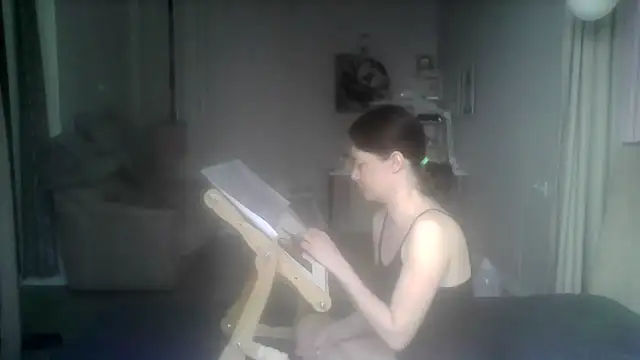 Snapshot of SunElizabeth chatting on 04-08-26, 04:34 SunElizabeth online show from 04-08-26, 04:34