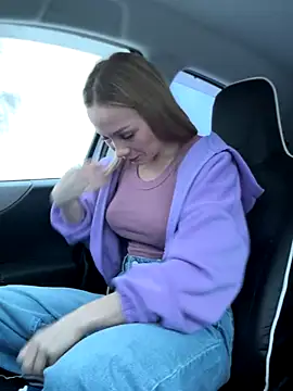 LavenderHot online show from 11-21-25, 02:21