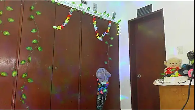  jessica rabbit online show from 04-28-26, 09:31