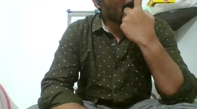 naughtymike0007 online show from 12-28-24, 11:09