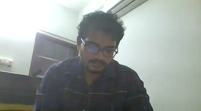naughtymike0007 online show from 01-01-25, 08:35