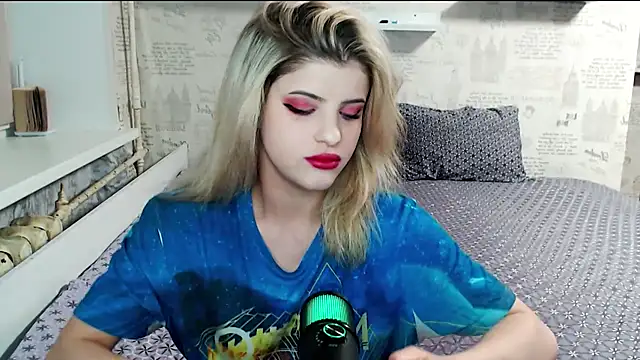 AleksandraFlores online show from 04-11-26, 08:13