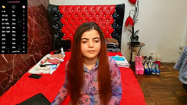 Snapshot of Anasunshine12 chatting on 11-29-25, 04:32 Anasunshine12 online show from 11-29-25, 04:32