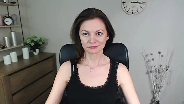 VivianWILD online show from 01-16-25, 01:58