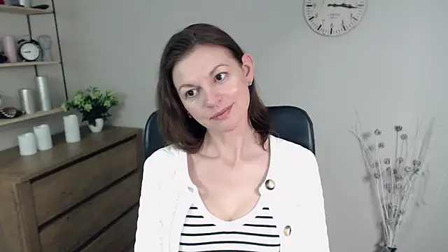 VivianWILD online show from 01-17-25, 12:52