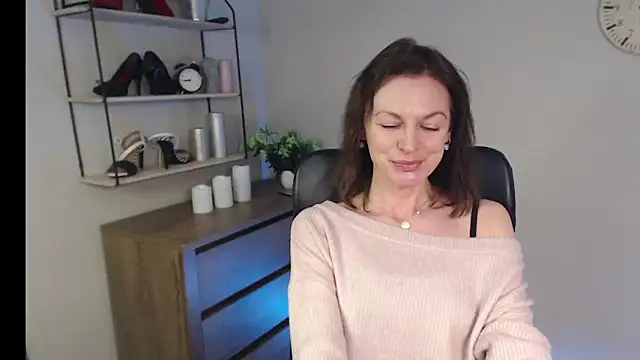 VivianWILD online show from 02-20-25, 07:01