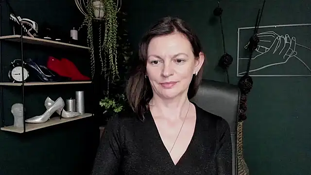 VivianWILD online show from 03-14-25, 01:24