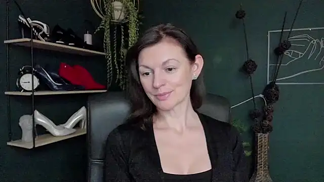 VivianWILD online show from 03-18-25, 10:25