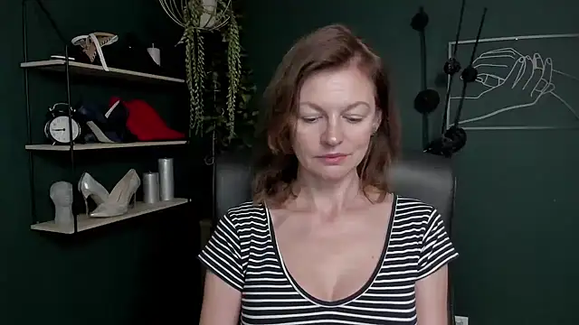 VivianWILD online show from 09-11-25, 07:19