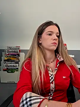 lucie mehott online show from 11-20-25, 08:47