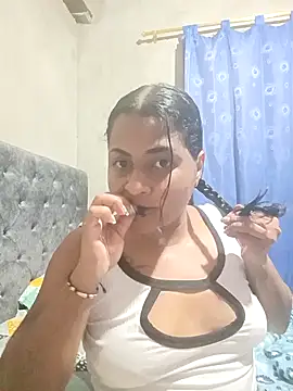 Giselabrunette25 online show from 03-04-26, 09:37