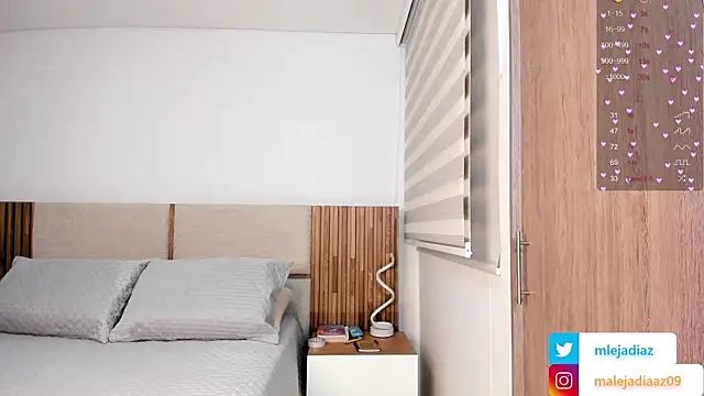 MalejaDiaz  online show from 09-27-25, 05:40