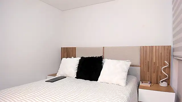 Snapshot of MalejaDiaz_ chatting on 02-27-26, 06:30 MalejaDiaz online show from 02-27-26, 06:30