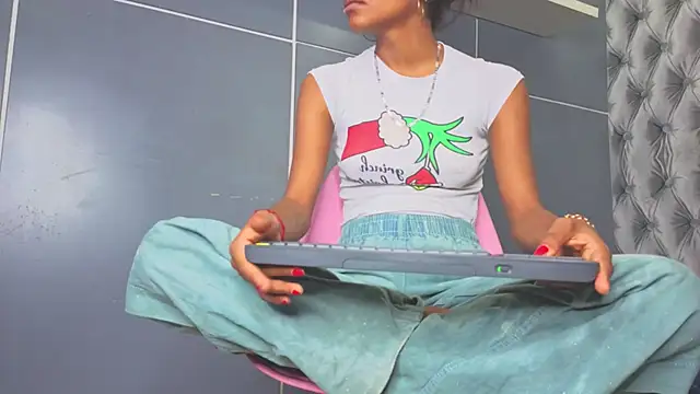 Hilary-banks online show from 03-20-26, 07:52