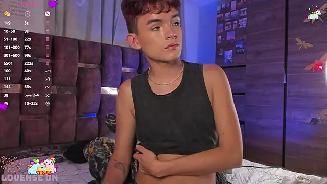 Snapshot of Angelo_018 chatting on 03-15-25, 09:30 Angelo 018 online show from 03-15-25, 09:30