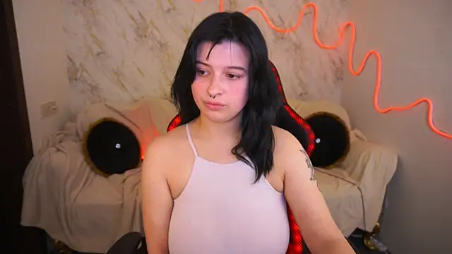 Miki Kivi online show from 12-13-24, 07:53