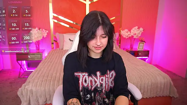 Miki Kivi online show from 09-22-25, 10:12