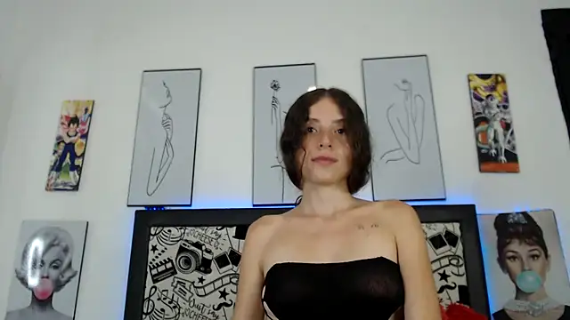 Rihana14 online show from 05-16-26, 07:56