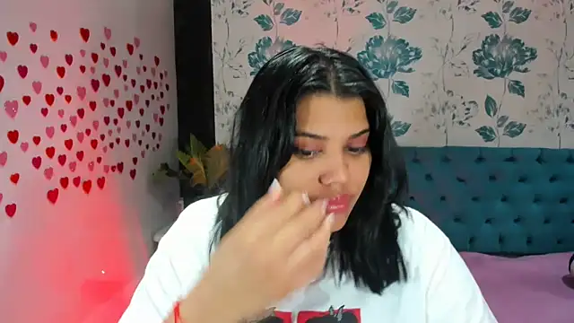 LindaBreeS online show from 02-02-25, 06:53