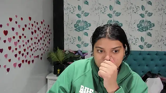 LindaBreeS online show from 02-11-25, 03:18