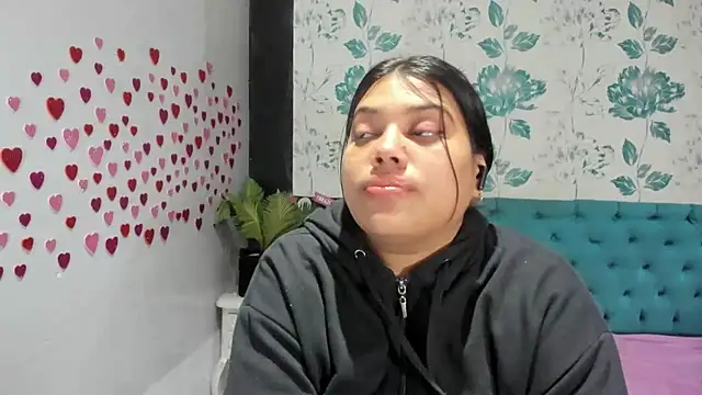 LindaBreeS online show from 02-14-25, 07:54