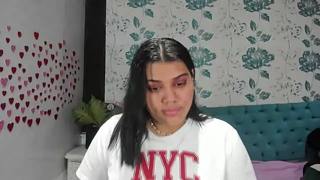 LindaBreeS online show from 02-16-25, 04:42