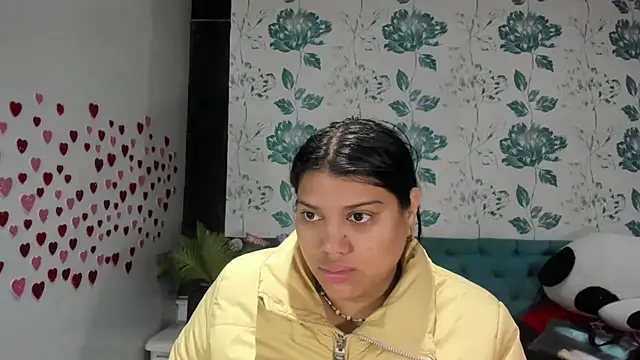 LindaBreeS online show from 02-20-25, 12:25