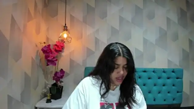 LindaBreeS online show from 03-22-26, 02:42