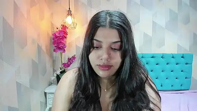 LindaBreeS online show from 04-02-26, 01:31