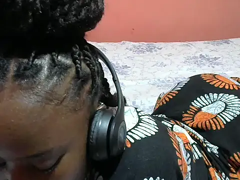 Qurate01 online show from 10-04-25, 05:33