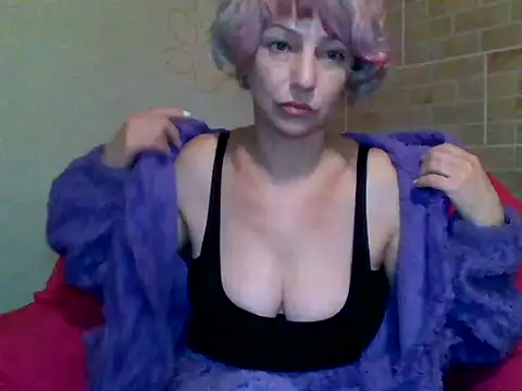 Lorie Carrie online show from 12-30-24, 02:30