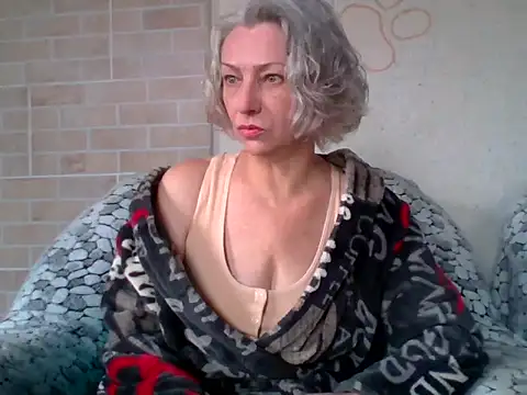Snapshot of Lorie_Carrie chatting on 04-12-26, 09:36 Lorie Carrie online show from 04-12-26, 09:36
