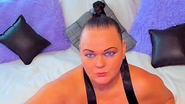 MilanaBiegert online show from 10-04-25, 08:56