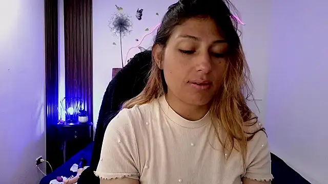 elena detroya online show from 11-17-25, 12:22