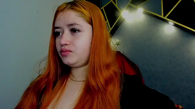 Snapshot of almma_shy chatting on 01-27-25, 02:24 almma shy online show from 01-27-25, 02:24