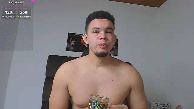 Snapshot of jhotta_fox chatting on 09-22-25, 07:10 jhotta fox online show from 09-22-25, 07:10